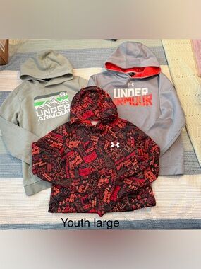 Under Armour Youth Large Hoodies